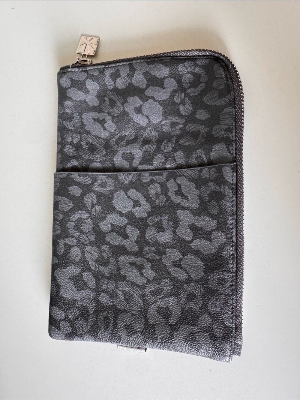 Erin Condren Ultimate Planny Pack Gray Leopard Zip Wallet planner add on